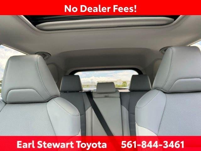 Certified Used 2024 WIND CHILL PEARL Toyota  image 16