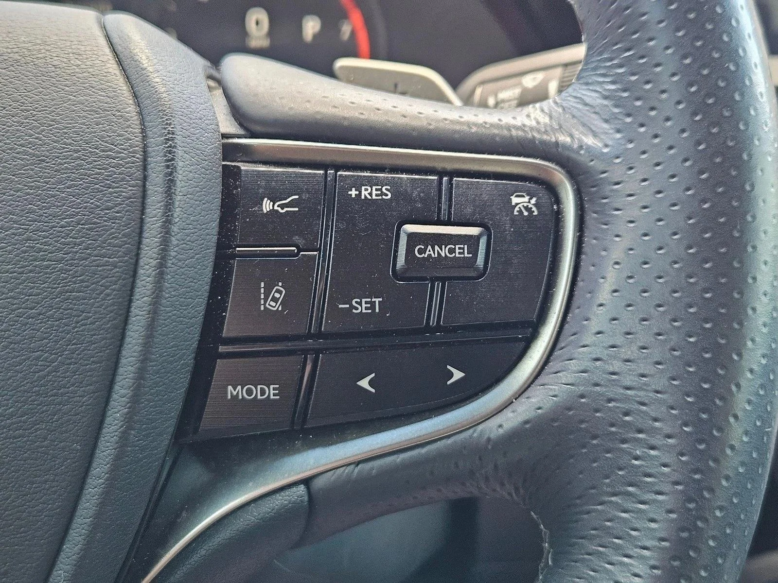 Certified Used 2023 Obsidian Lexus ES 350 F SPORT Handling image 12