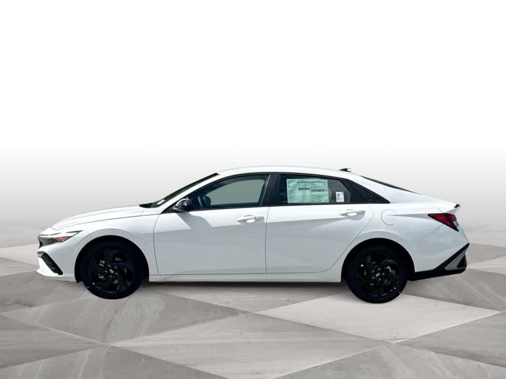 New 2026 Serenity White Hyundai SEL Sport image 5