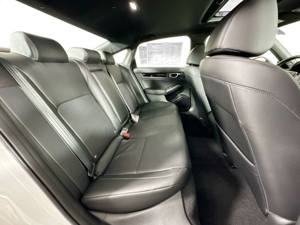 2026 Honda Civic Sport Touring - Photo 17