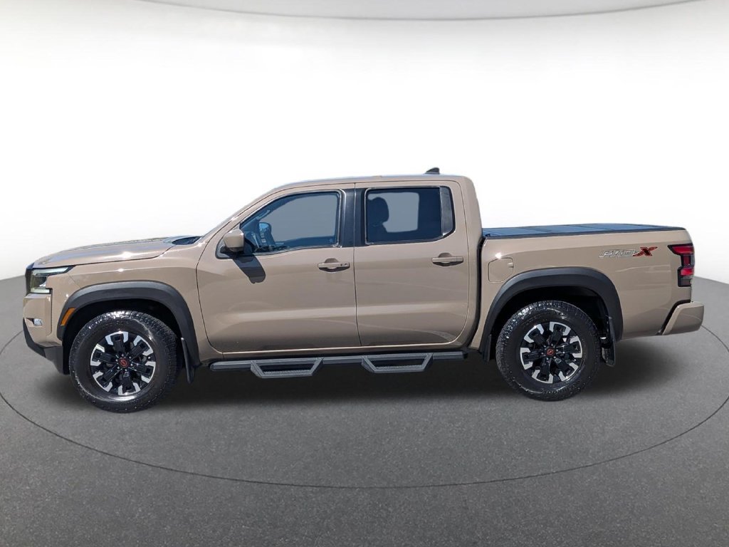 Used 2022  Nissan PRO-X image 3