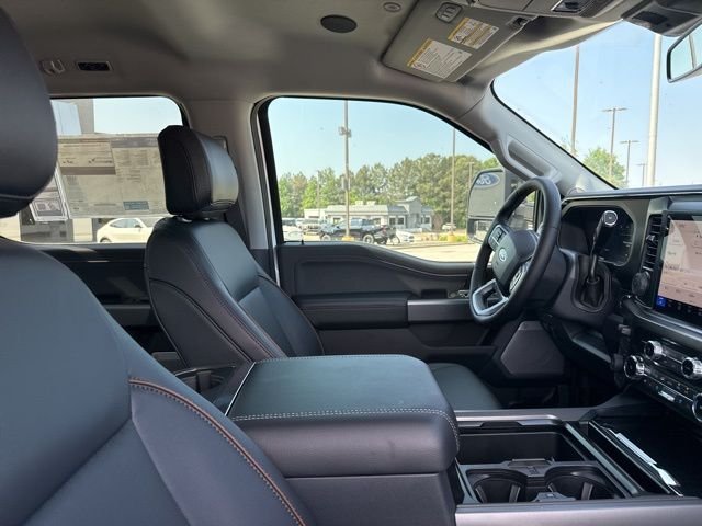 New 2026 White Ford Lariat image 15