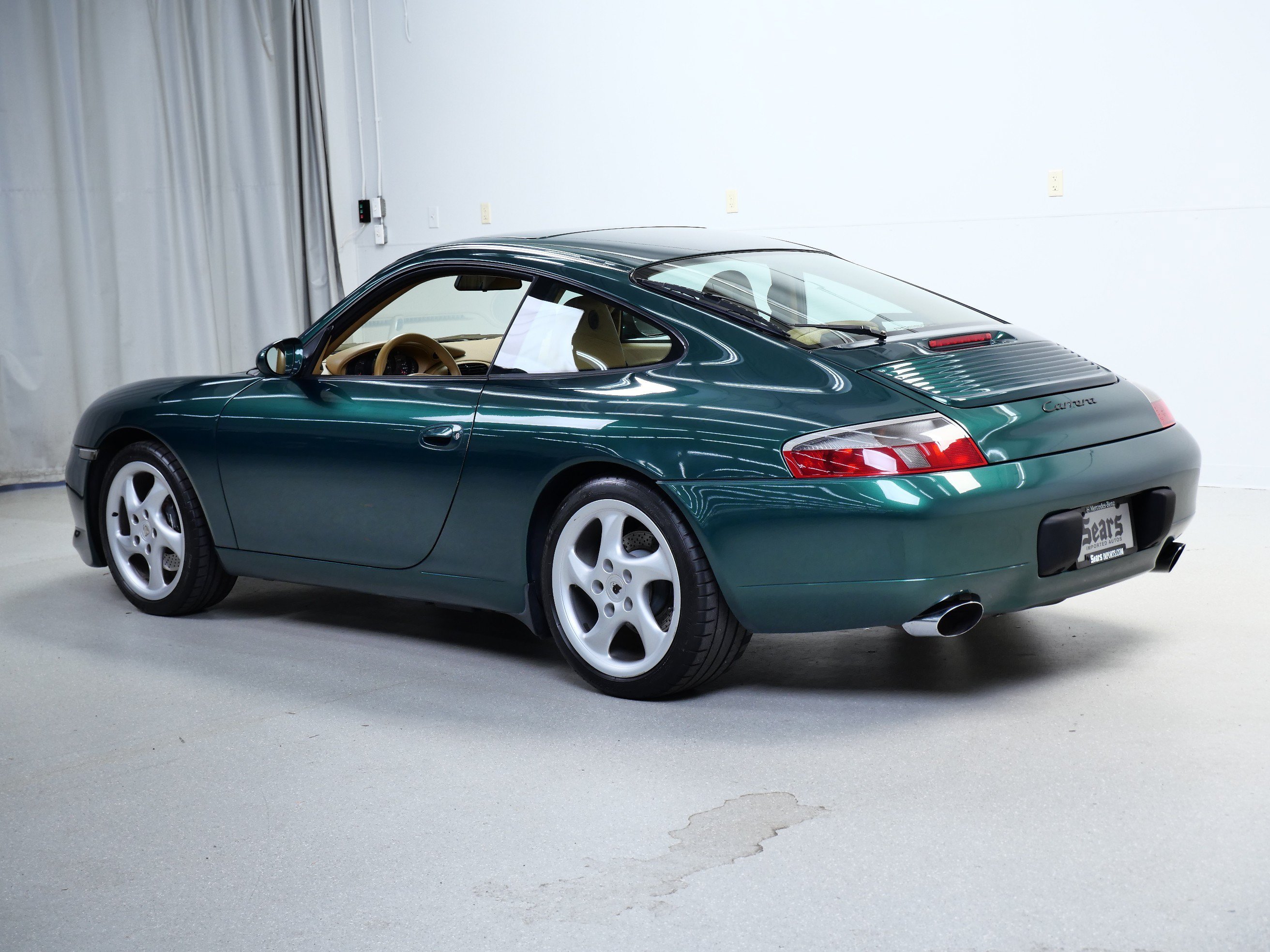 Used 2001 Forest Green Metallic Porsche  image 9