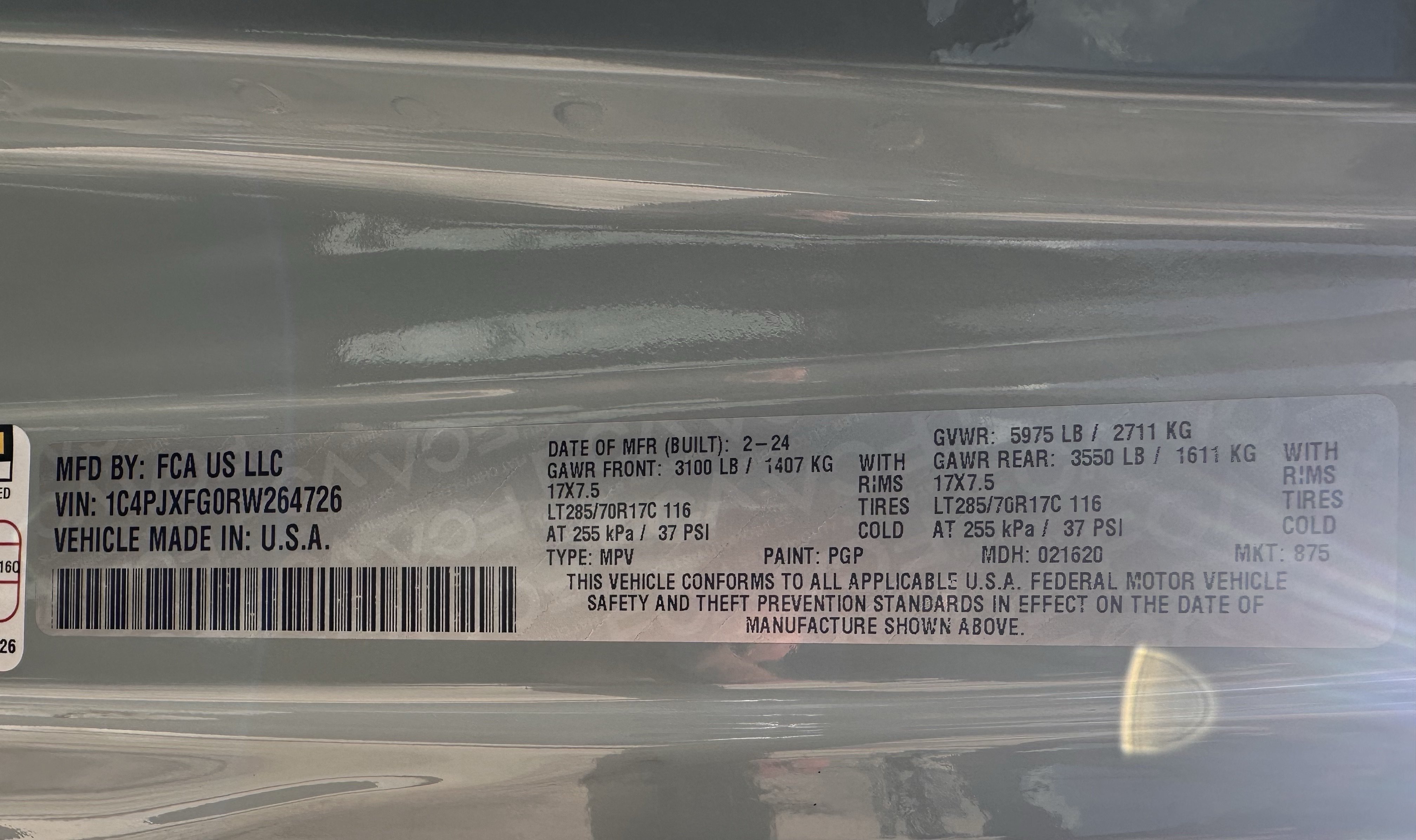 Certified Used 2024 Earl Clearcoat Jeep Rubicon image 29