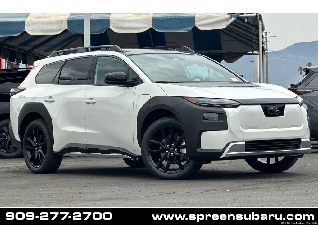 New 2026 CRYSTAL WHITE PEARL Subaru Touring image 1
