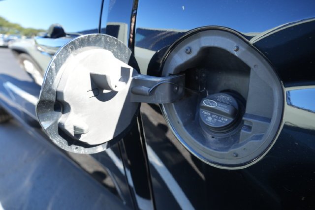 2025 Toyota Tundra SR5 - Photo 16