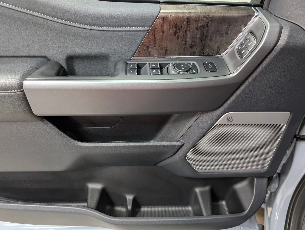 New 2026 Glacier Gray Metallic Tri-Coat Ford F-250® Lariat® image 16