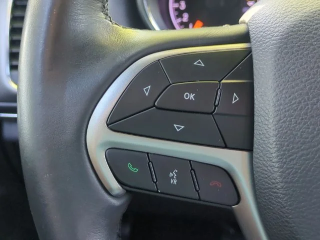 Used 2019 Gray Jeep Limited image 20