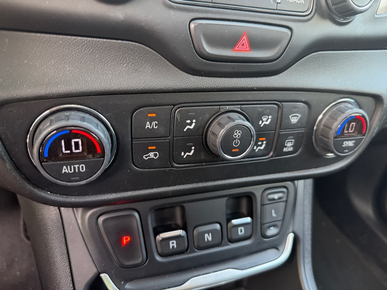 Used 2020 Ebony Twilight Metallic GMC Denali image 17