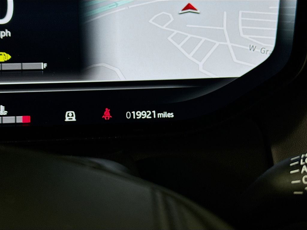 Certified Used 2023 Black Land Rover SE image 13