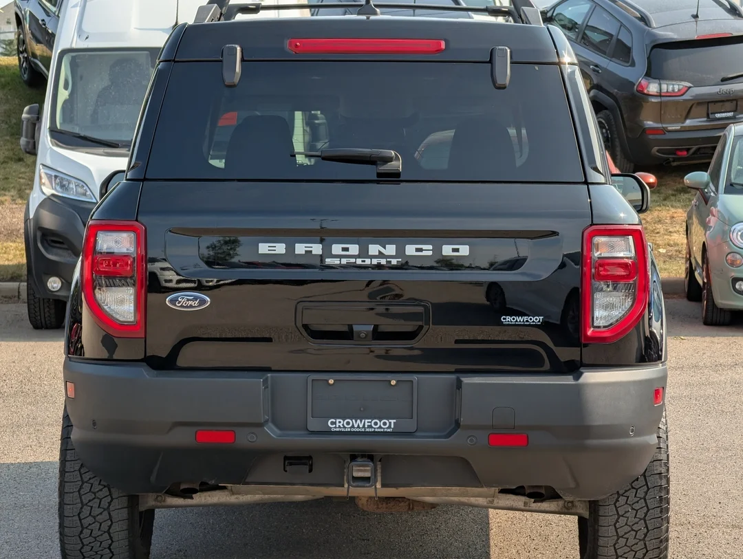 Certified Used 2023 Black Ford Badlands - - 4x4 - Power Sunroof - Fordpass Connect - Back Up Cam - Premium Pkg & More! image 7