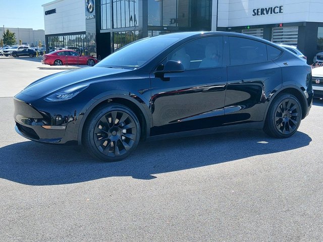 2023 Tesla Model Y Long Range