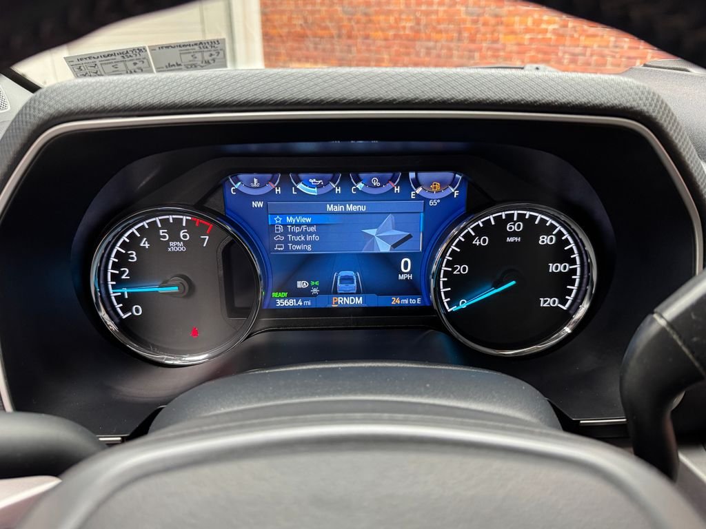 Certified Used 2022 Gray Ford XLT image 19