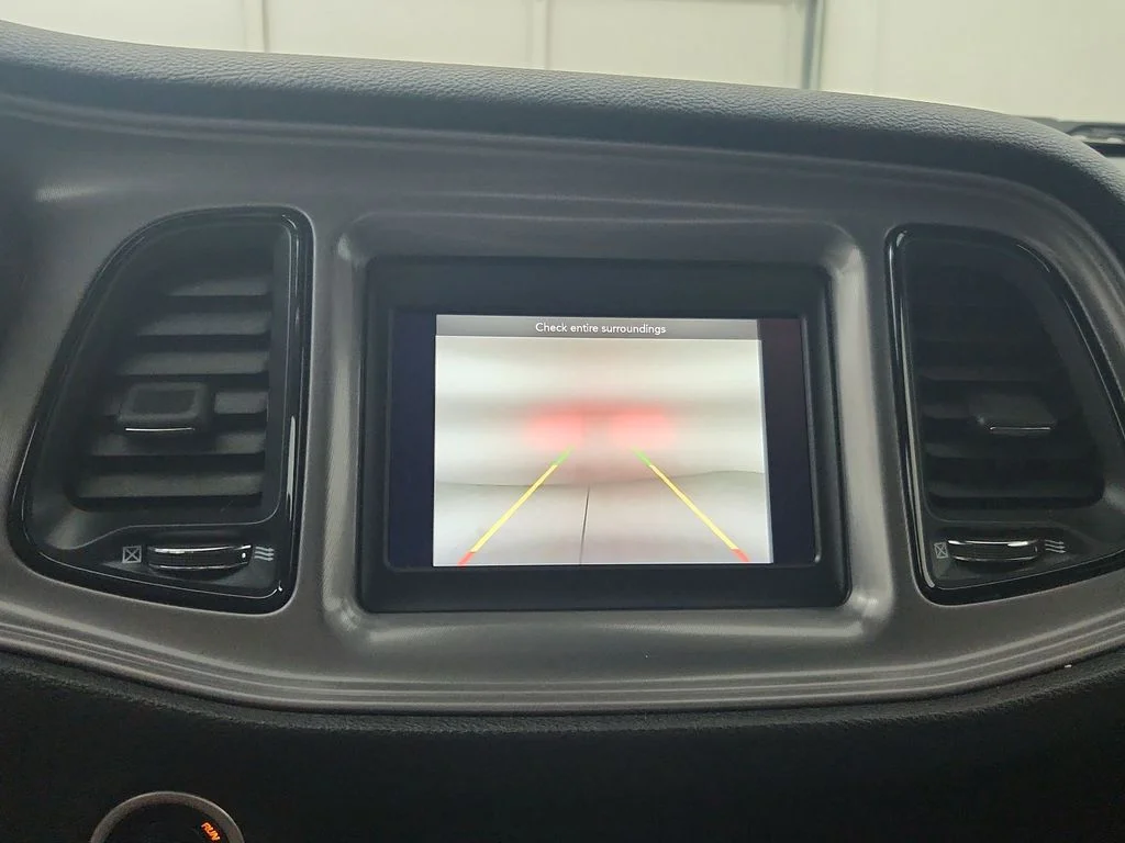 Used 2023 Black Dodge SXT image 28