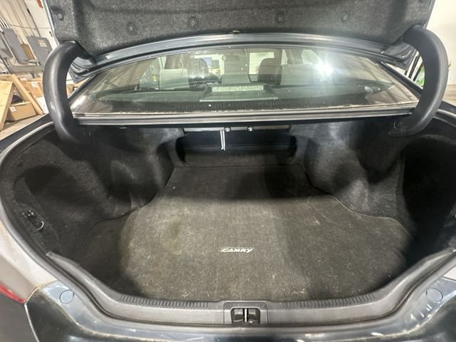 Used 2015 Gray Toyota SE image 26