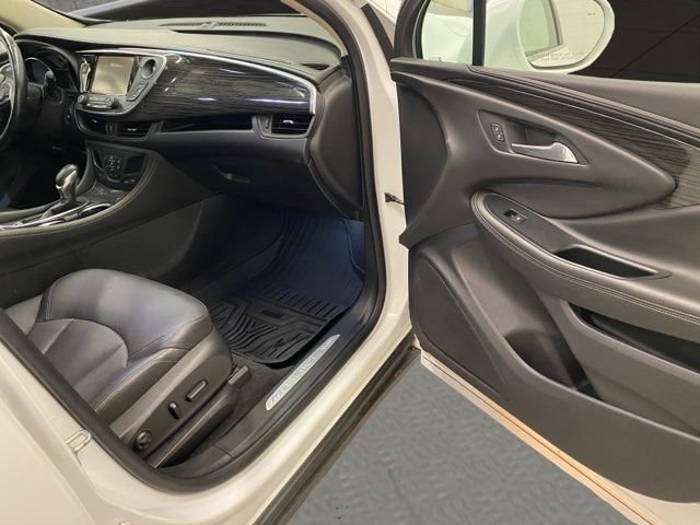Used 2017 White Buick Essence image 20
