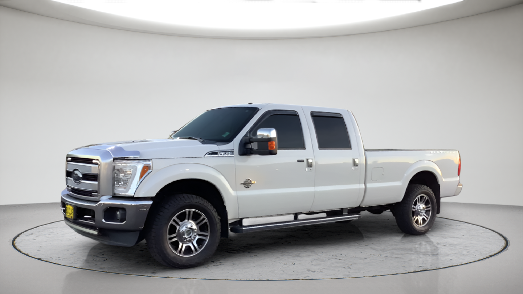 Used 2015 White Platinum Clearcoat Metallic Ford Platinum image 12