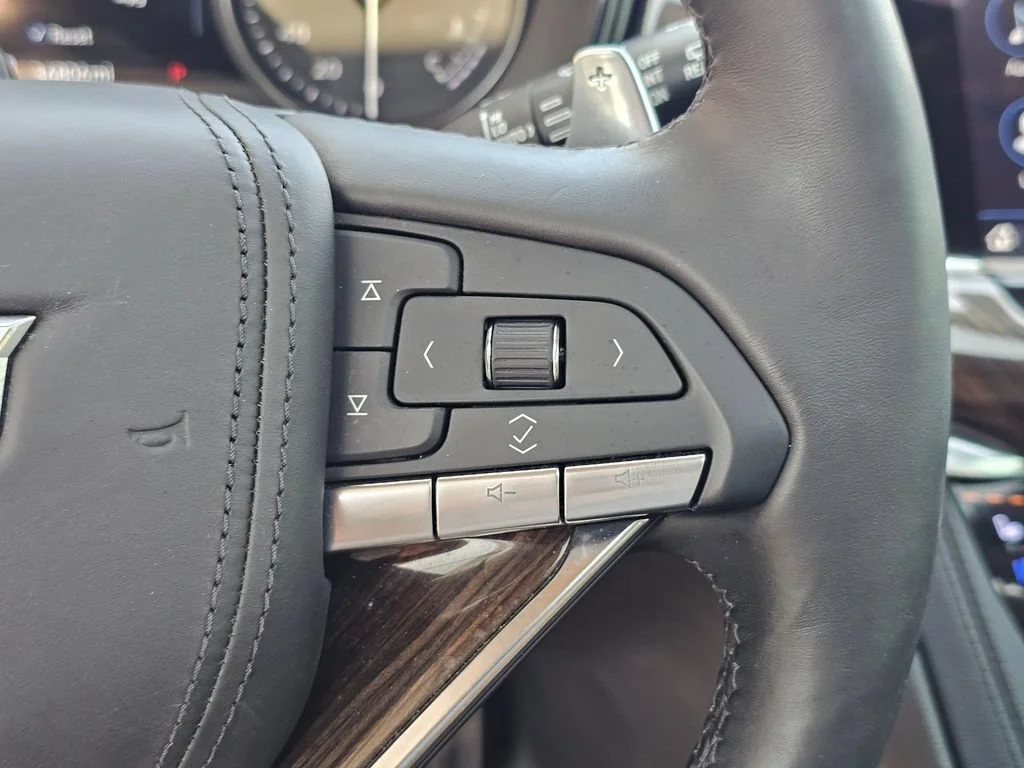 Certified Used 2023 CRYSTAL WHITE TRICOAT Cadillac AWD Sport image 29