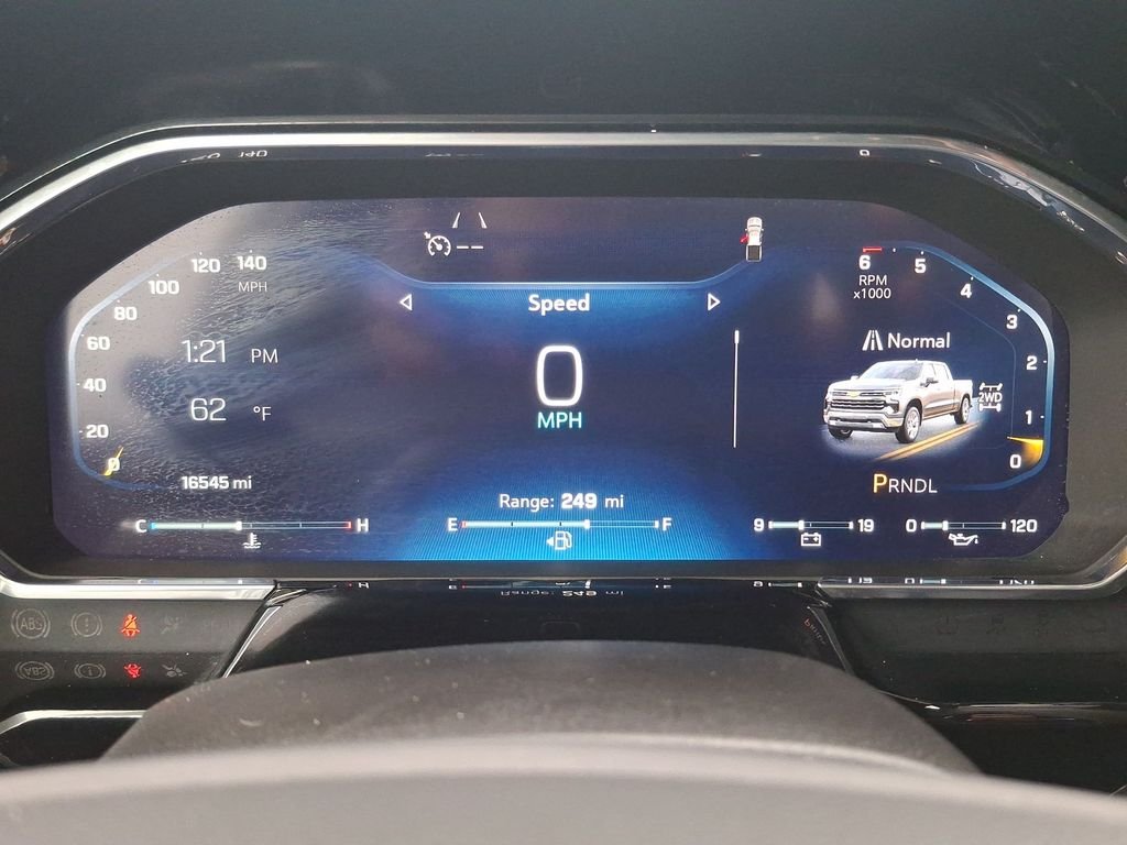 Used 2026 White Chevrolet LT image 10