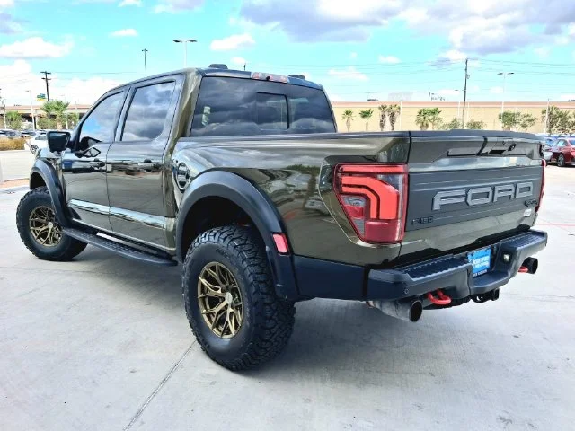 Used 2025 Green Ford Raptor image 5