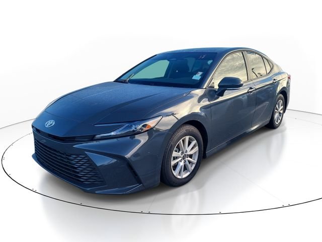Used 2026  Toyota LE image 2