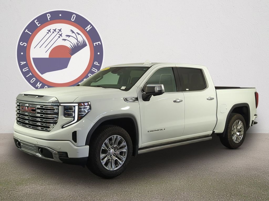 Used 2023 White GMC Denali image 1