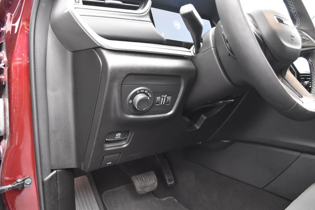 Used 2024 Red Jeep Laredo image 23