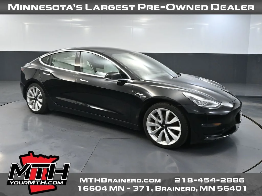 Used 2018 Black Tesla Long Range image 1