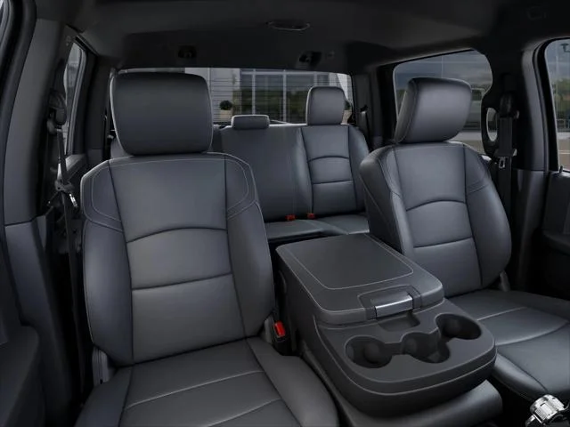 New 2026 Diamond Black Crystal Pearl-Coat Exterior Paint RAM TRADESMAN image 69