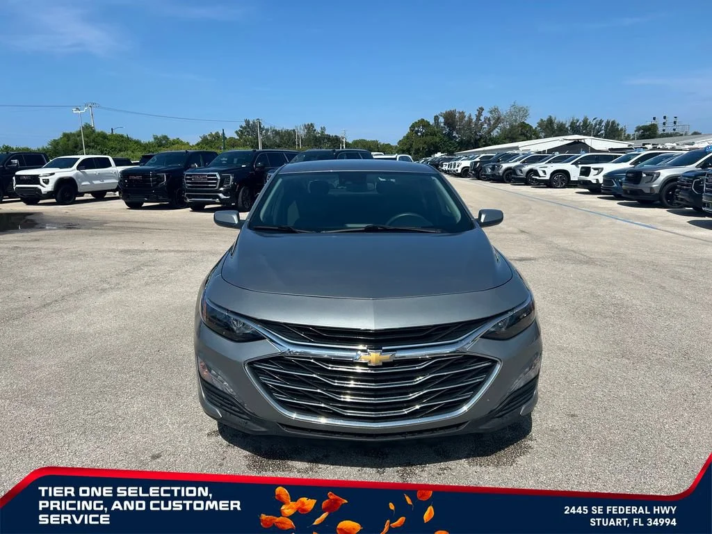 Used 2025 Sterling Gray Metallic Chevrolet 1LT image 3