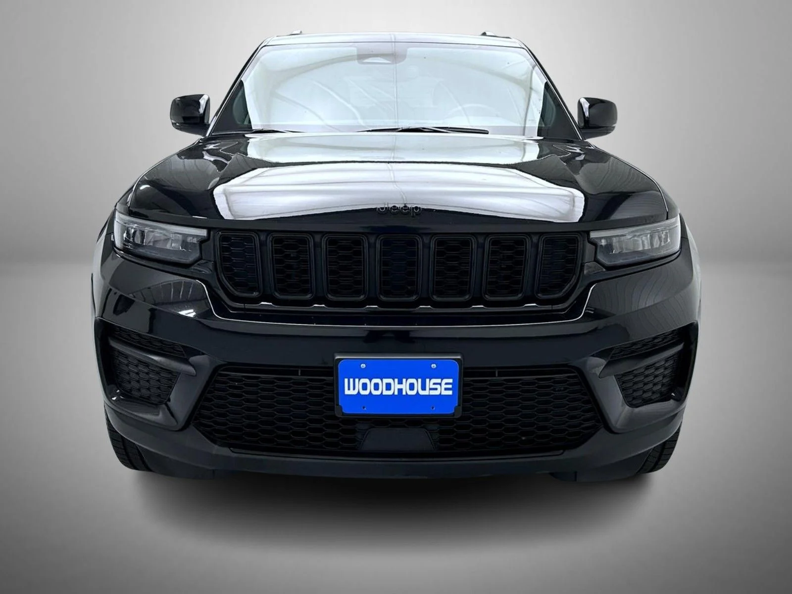 Used 2023 Black Jeep Altitude X image 2