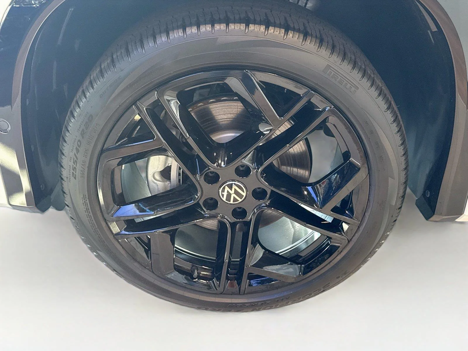 New 2026 WHITE Volkswagen SE R-Line Black image 29