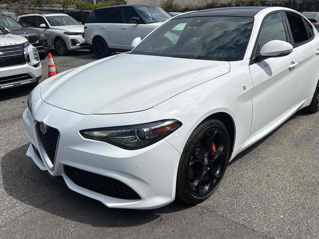 2022 Alfa Romeo Giulia 2.0 Ti Auto AWD's photo