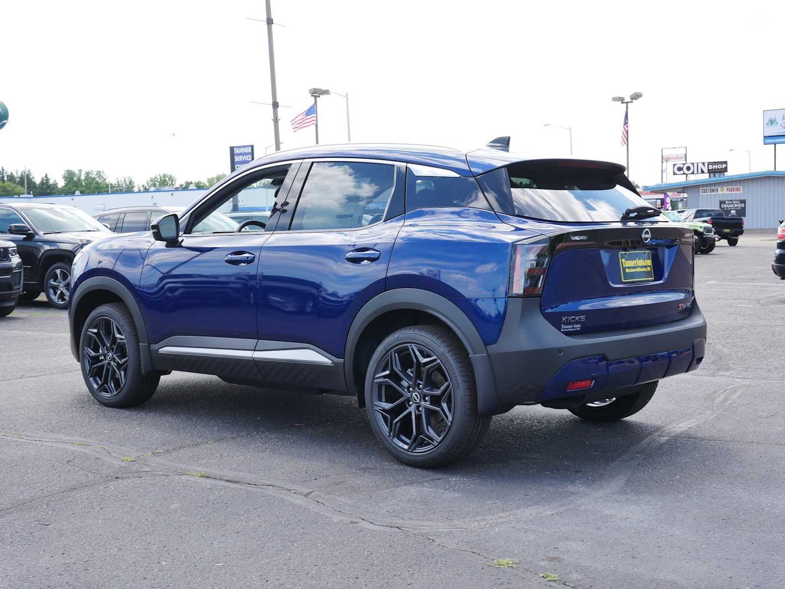 New 2026 Deep Blue Pearl Nissan SR image 5