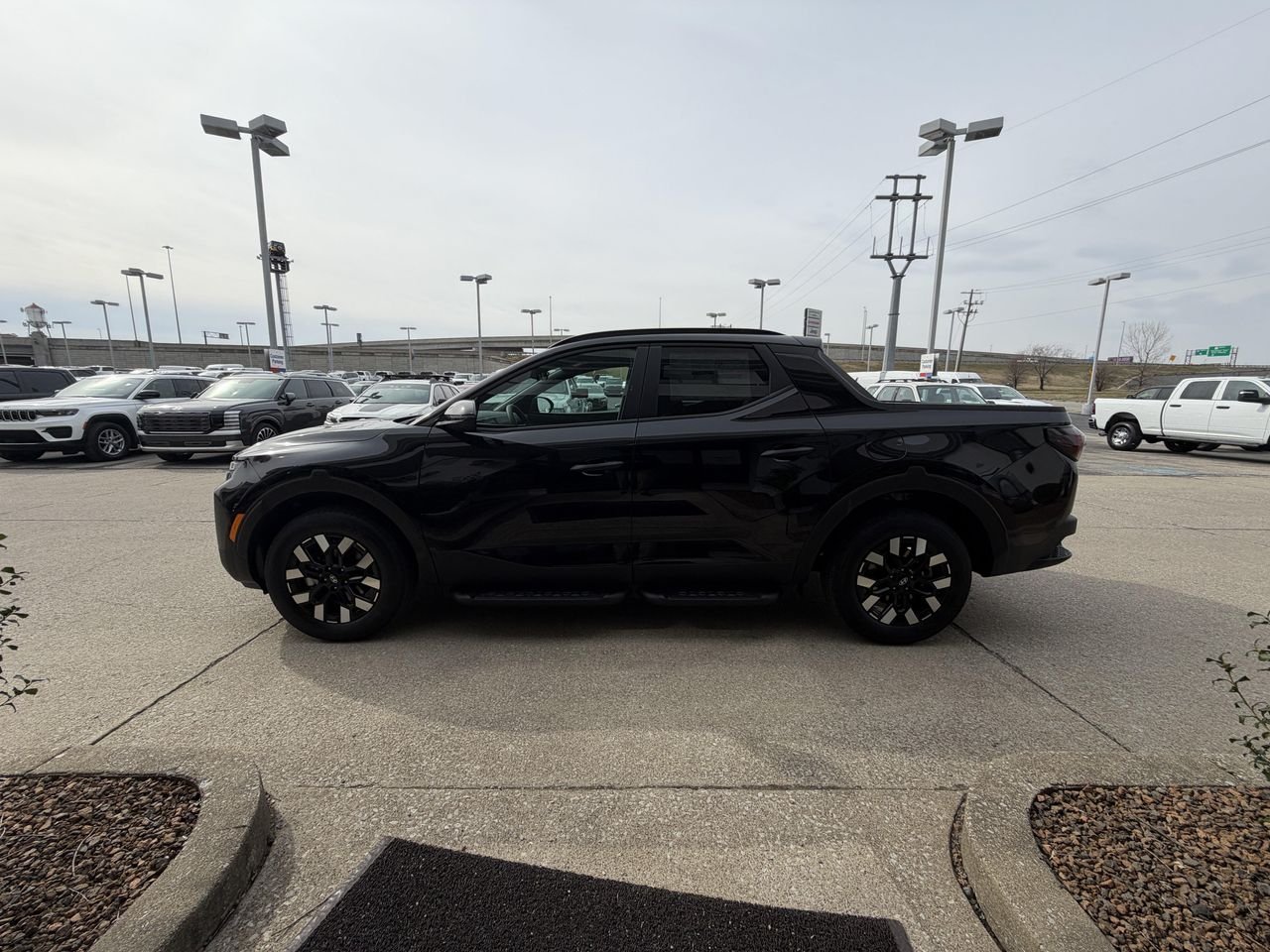 New 2026 Phantom Black Hyundai SEL AWD image 13