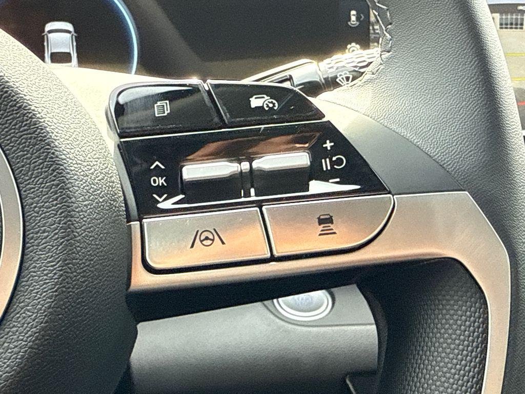 New 2026 White Hyundai Limited image 28
