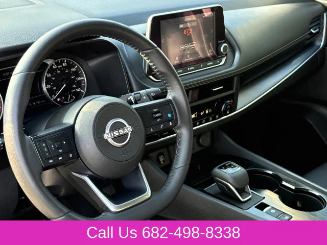 Used 2024 Silver Nissan SV image 18
