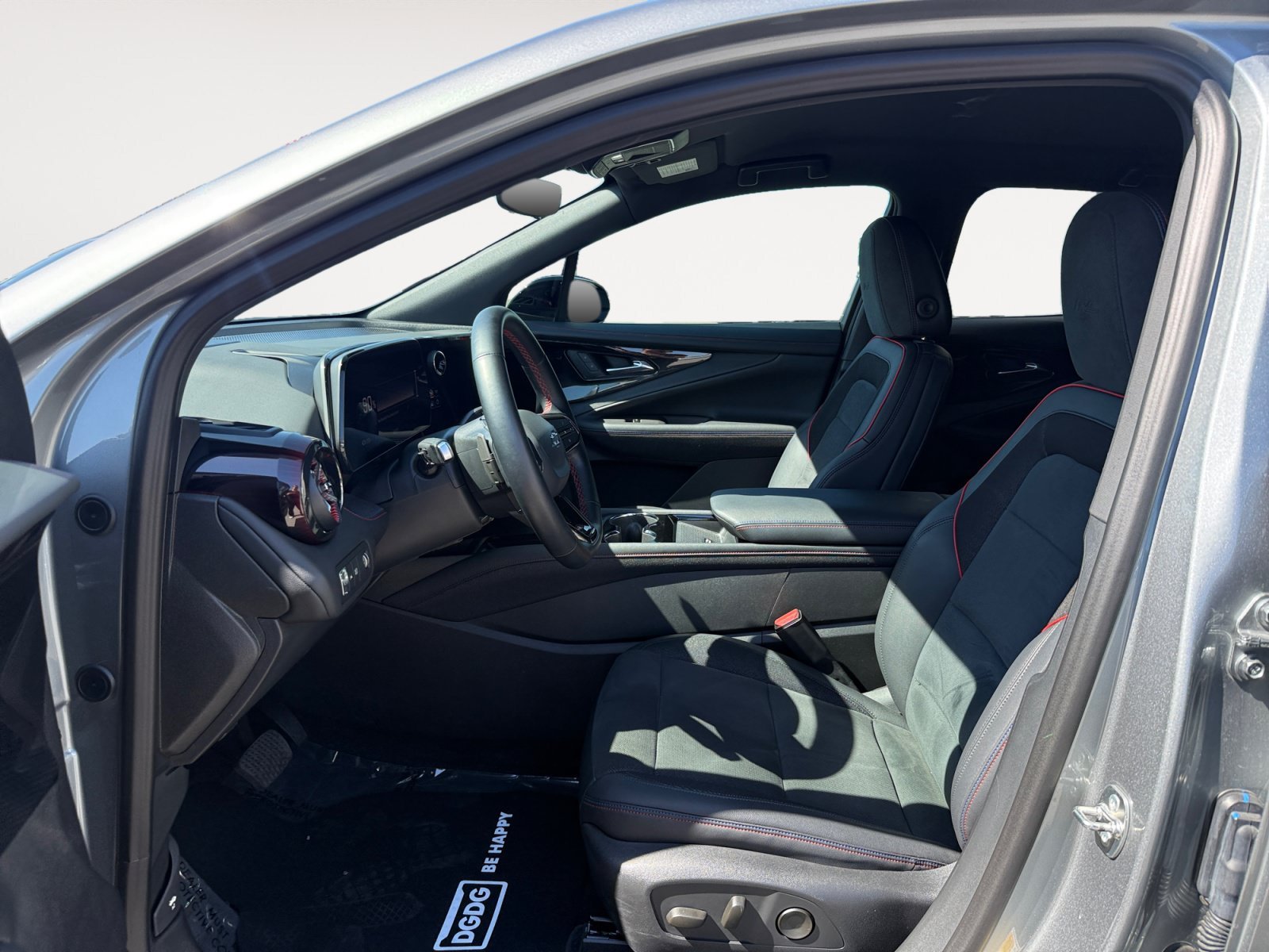 Used 2024 Sterling Gray Metallic Chevrolet RS image 10