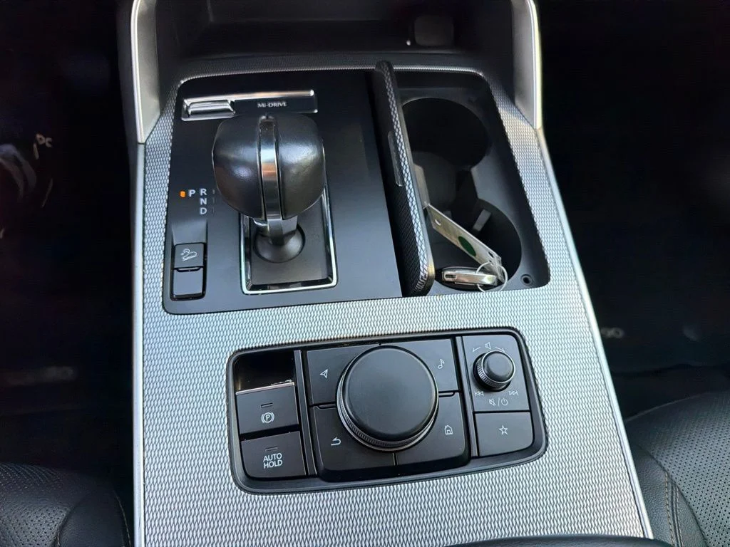 Used 2024 Silver Mazda 3.3 Turbo Premium image 21