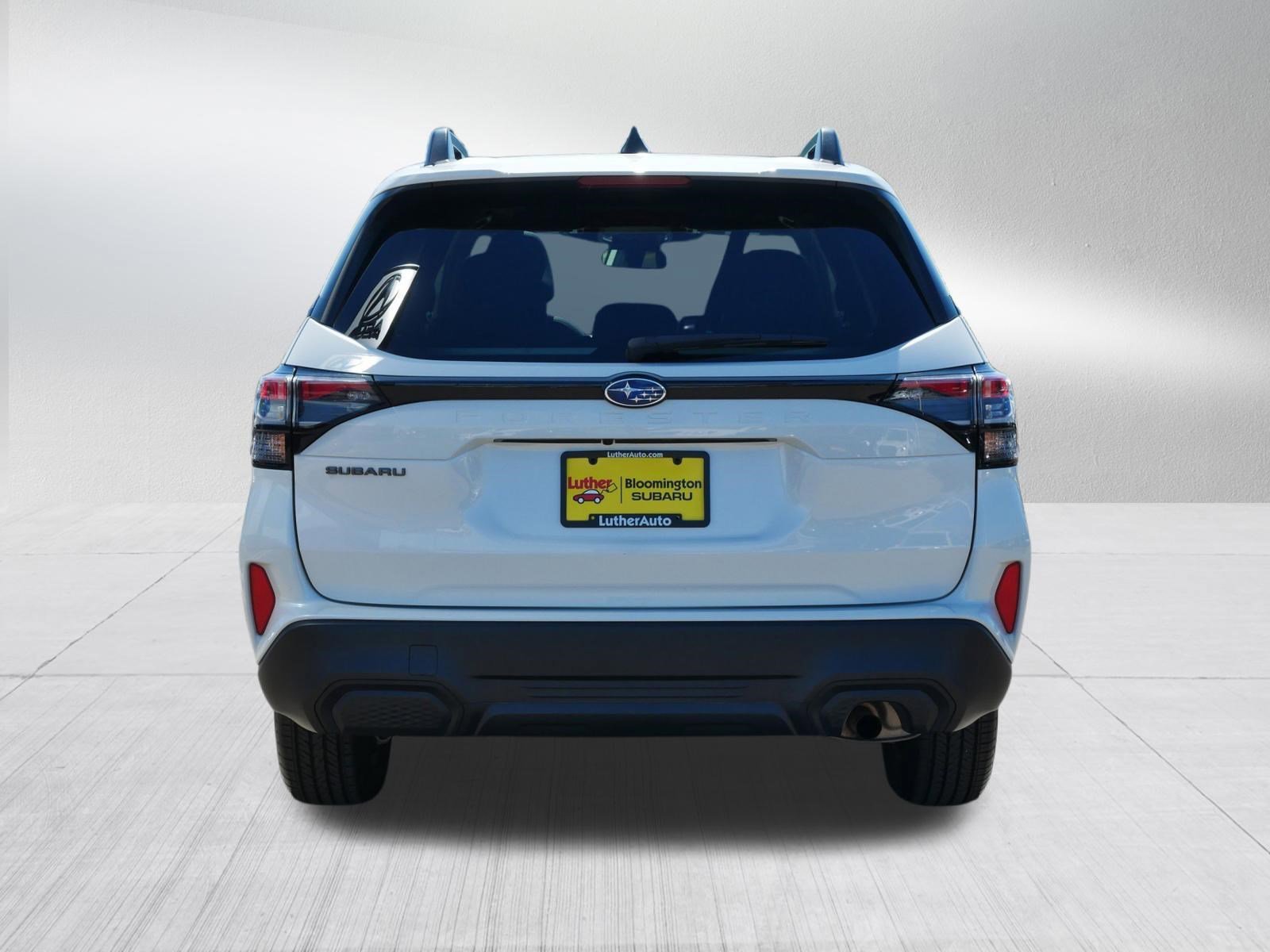 Used 2025 Crystal White Pearl Subaru Premium image 6