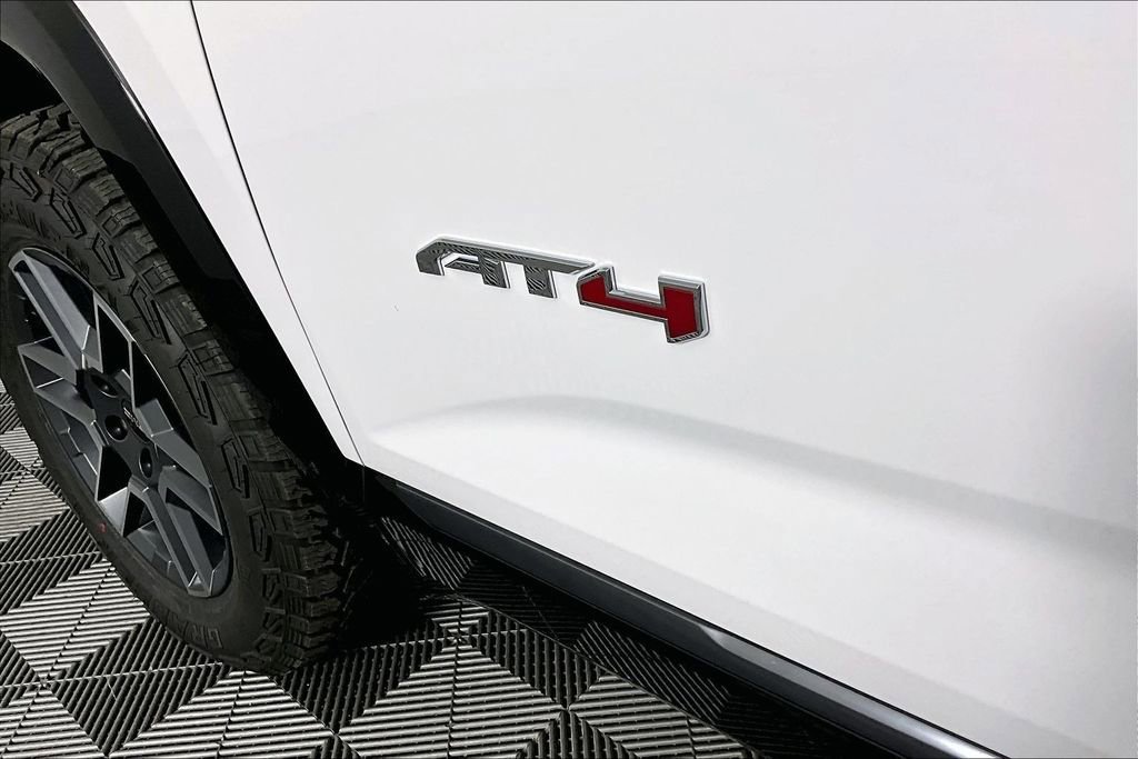 2026 GMC Terrain AT4 - Photo 10