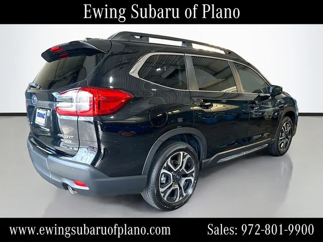 New 2026 CRYSTAL BLACK SILICA Subaru Limited 7-Passenger image 7