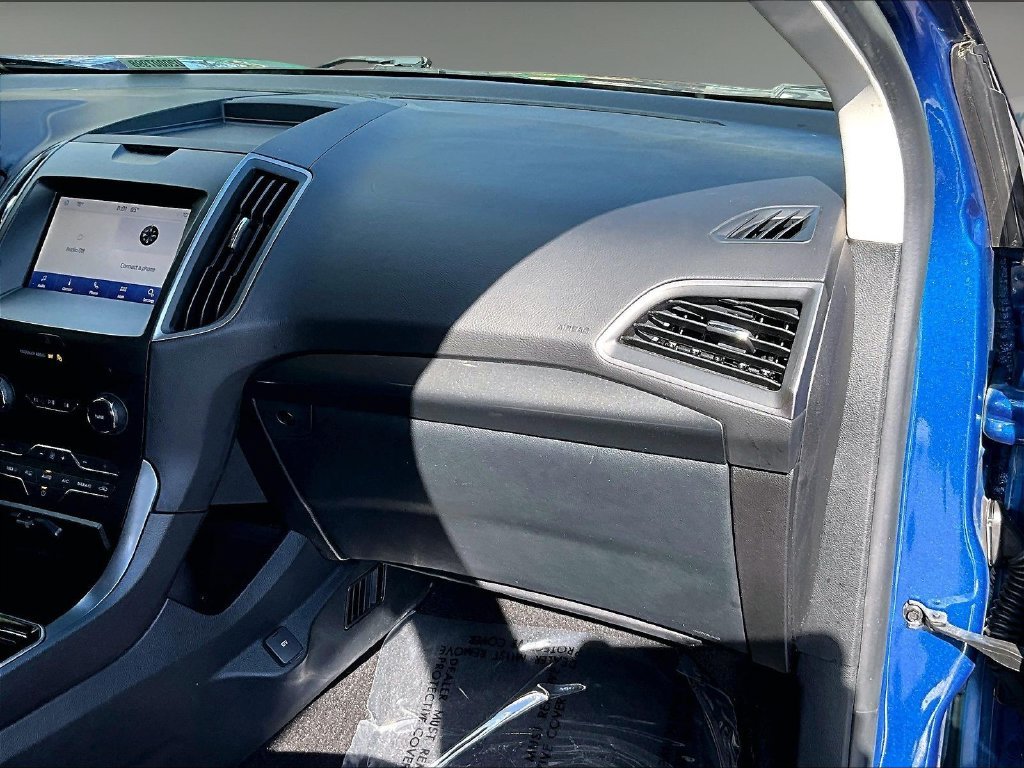 Used 2020 Blue Metallic Ford SE image 13