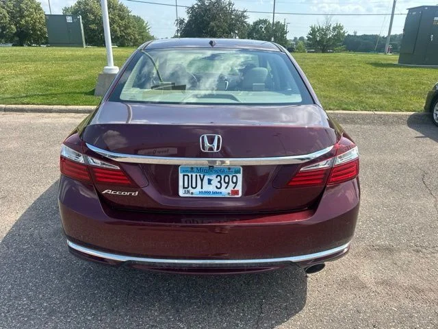 Used 2016 Red Honda EX-L image 4
