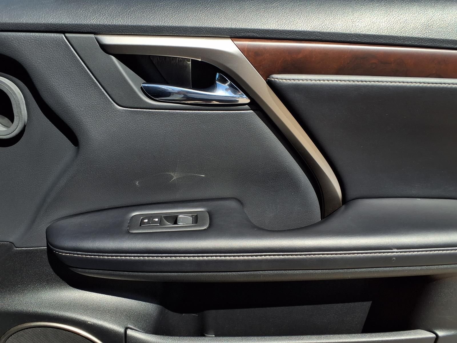 Used 2020 White Lexus 350 image 23