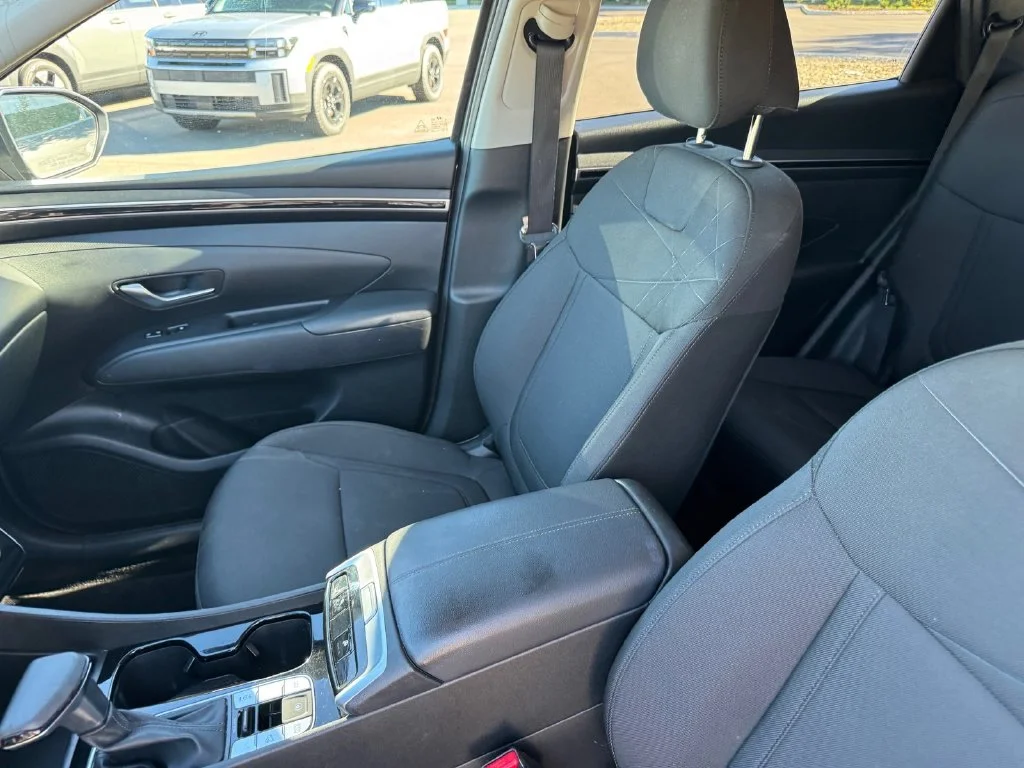 Used 2022 Gray Hyundai SEL image 10