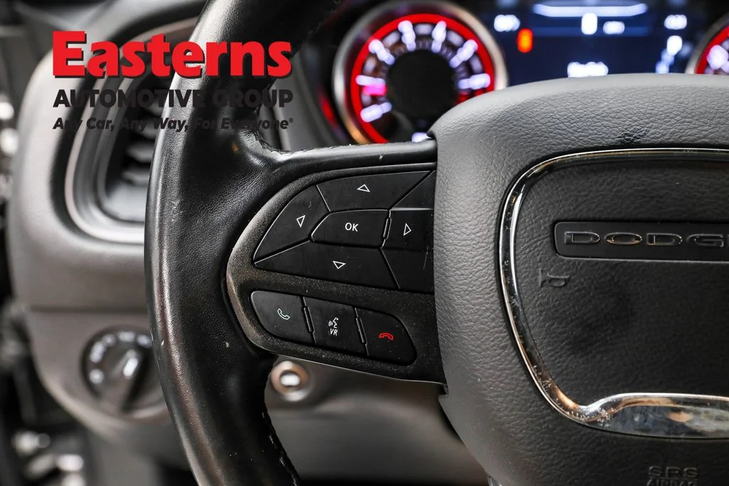 Used 2023 Gray Dodge SXT image 15