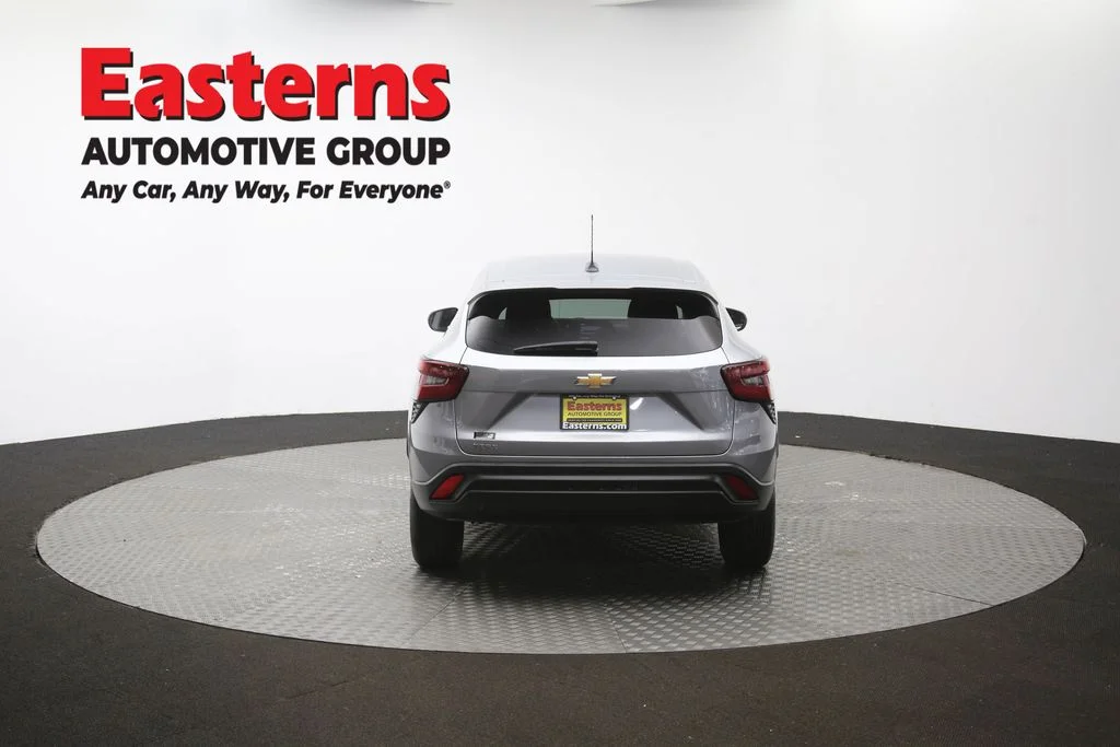Used 2024 Gray Chevrolet LS image 35