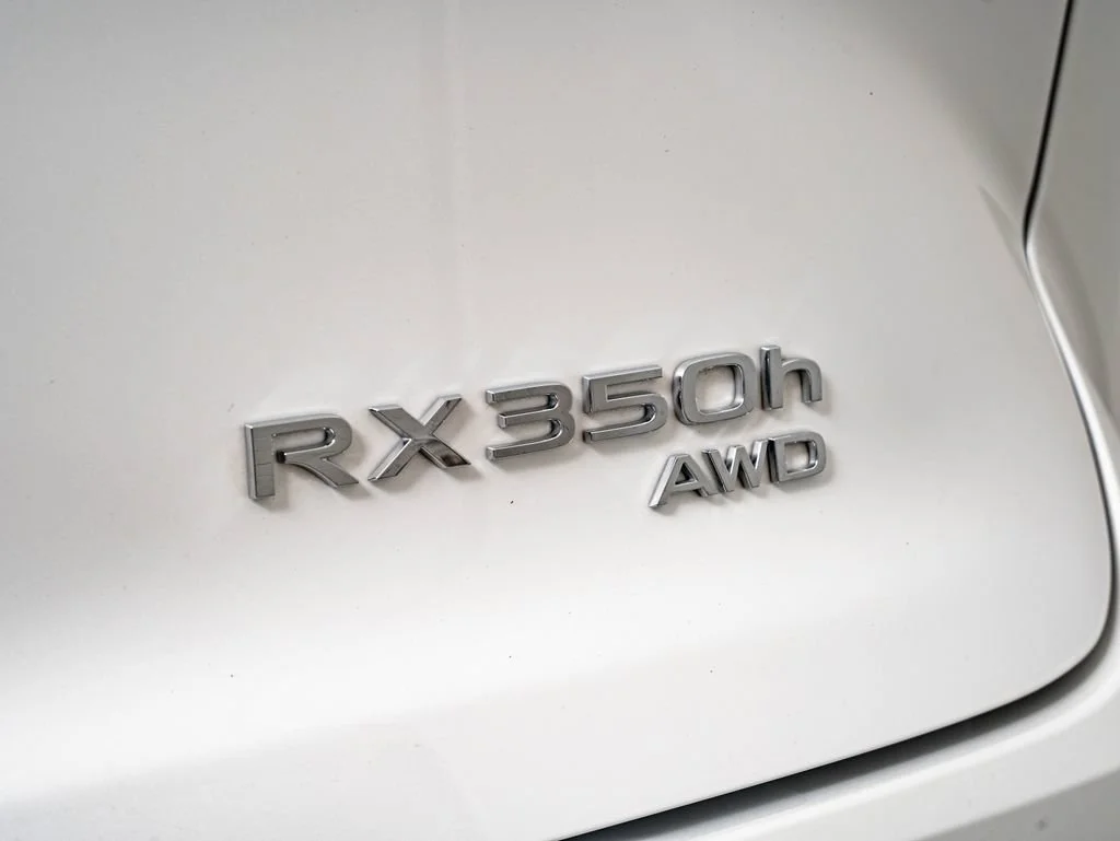Certified Used 2026 Eminent White Pearl Lexus 350h Luxury image 17