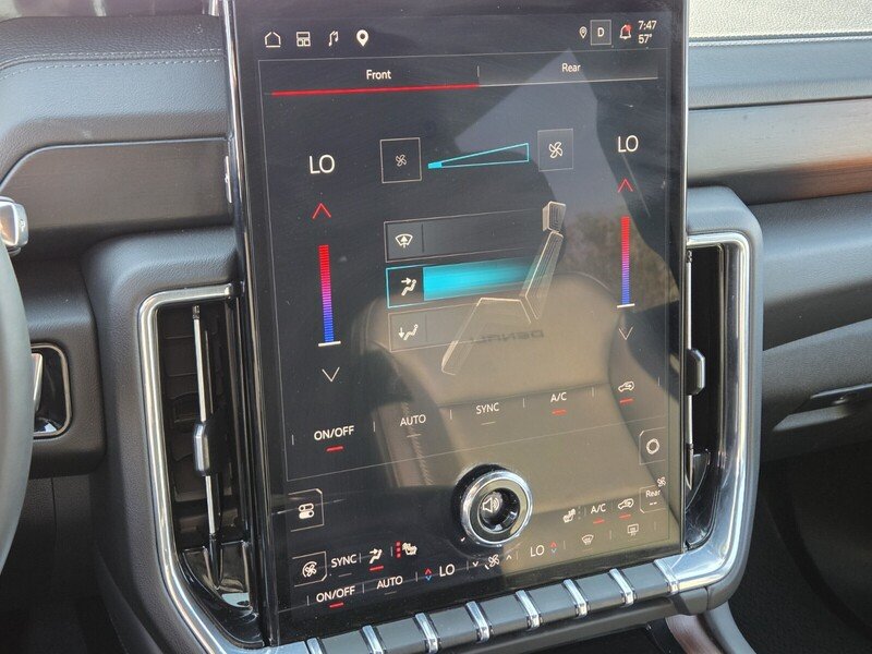 Used 2025 Black GMC Denali image 33